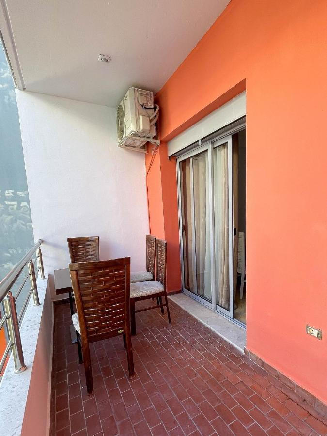 Aulona'S Apartment Влёра Экстерьер фото